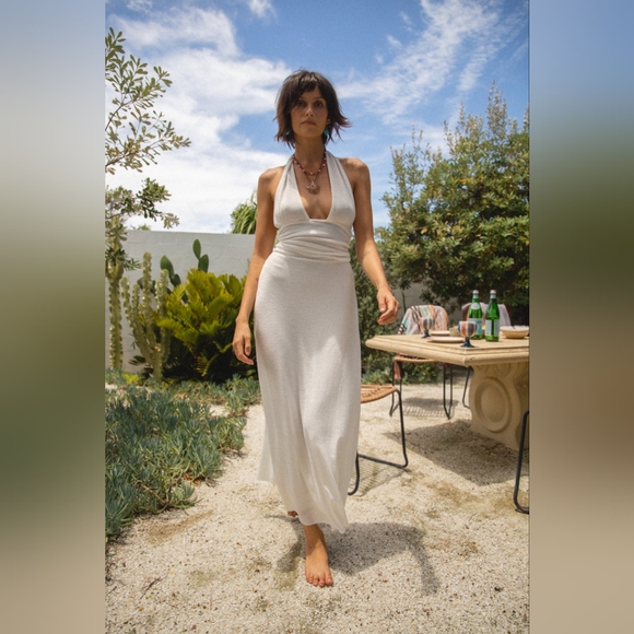Vrg girl WHEN IN ITALY HALTER MIDI DRESS WHITE - Picture 1 of 6